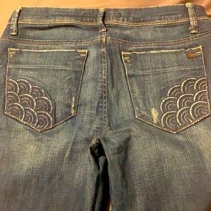 Joe’s Honey Fit Jeans